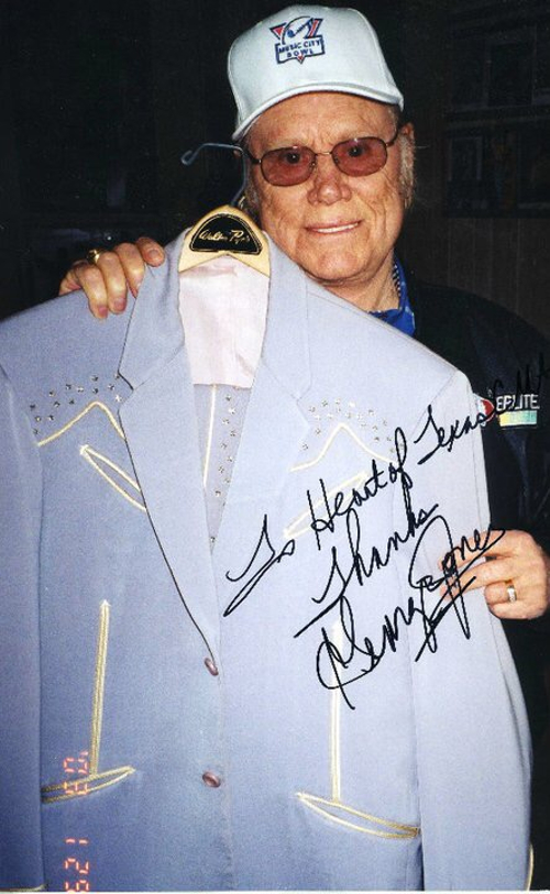 county hall of famer george jones with his nudie designed suit 