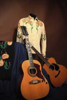 the tall texan billy walkers 1965 martin and 12 string vox guitars 